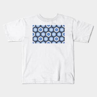 C N Tower Kaleidoscope 8 Kids T-Shirt